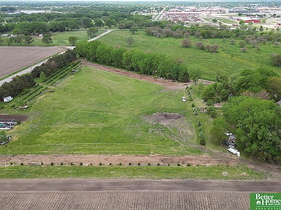 3rd image of 1512 E Stolley Park Rd Lot 2