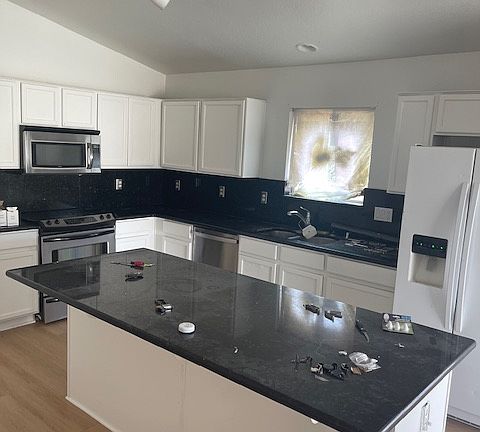 4th image of 12104 W Caribbean Ln