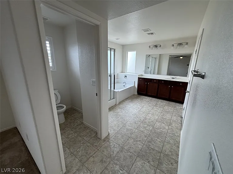 5582 Sancho Throne Rd — Photo 37