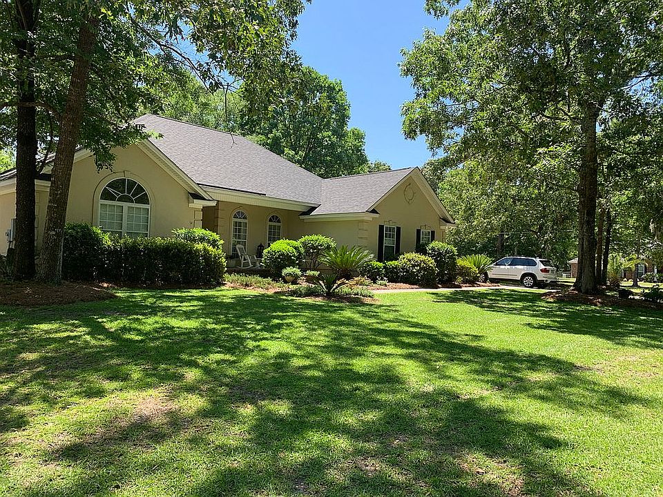 2nd image of 515 Sweet Hill Rd