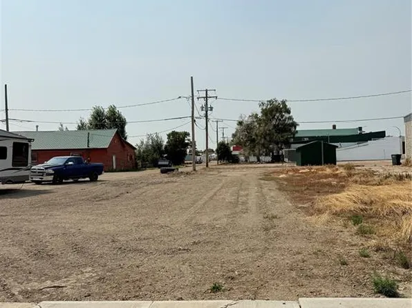 255 Centre STREET, Shaunavon, SK S0N 2M0