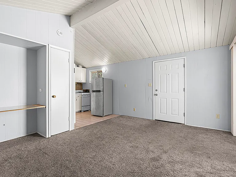 5618 Riley St — Photo 15