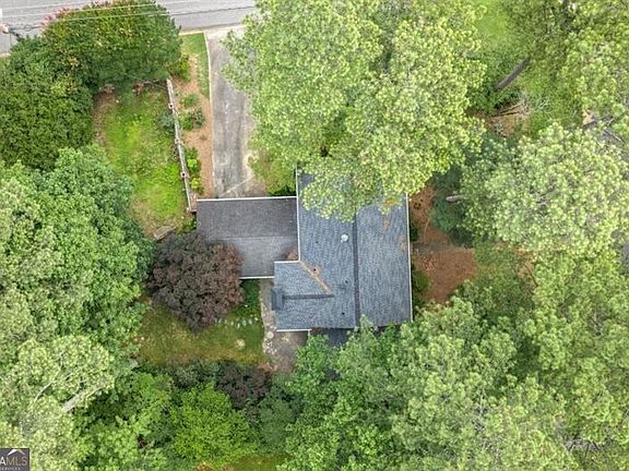 2nd image of 4259 Huntington Cir