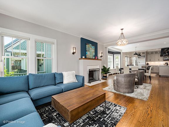 3rd image of 238 Ashland Ave