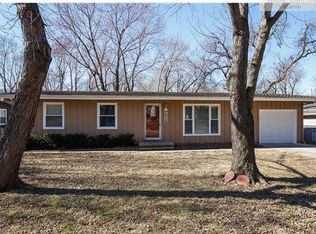 7214 Lowell Ave, Overland Park, KS 66204