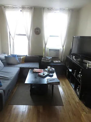 Rented by Space Real Estate | media 26