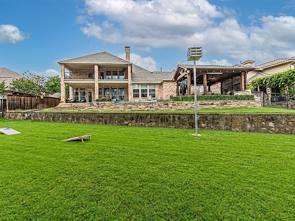 3rd image of 1604 Pecan Point Dr