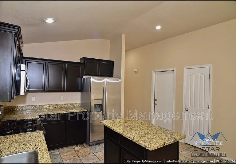 3286 Azteca Trl — Photo 13