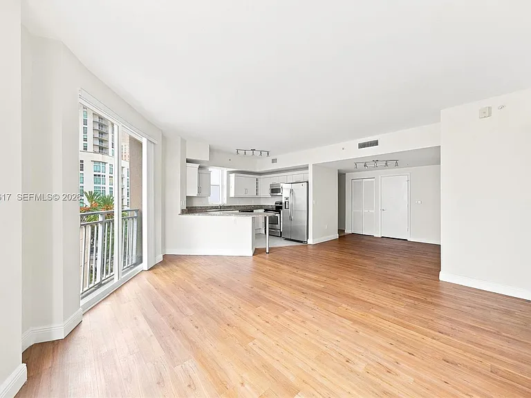 7275 SW 90th Way #508 — Photo 2