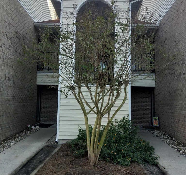 1st image of 2942 Mulberry Ln Unit F