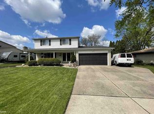 38127 Rockhill Rd, Clinton Township, MI 48036