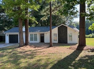 8303 Park Ridge Dr, Riverdale, GA 30274