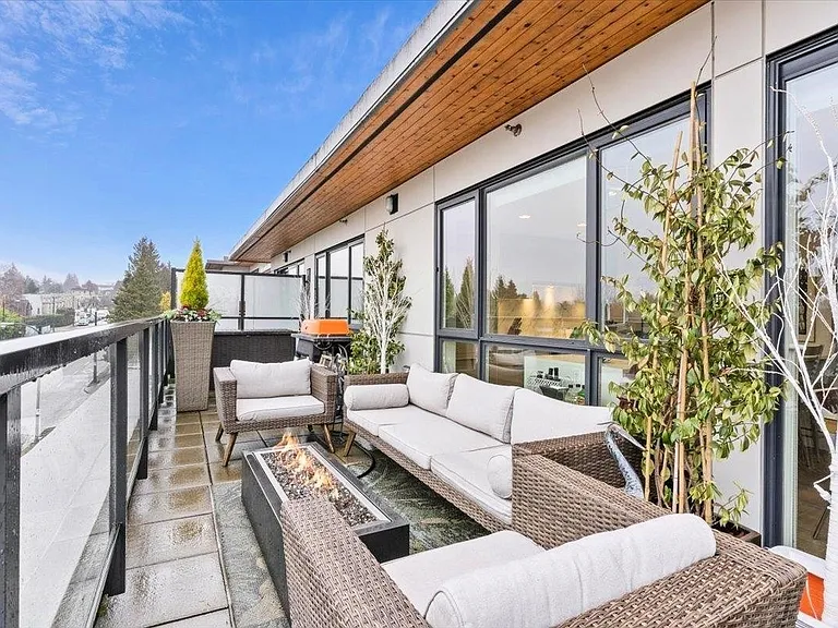 7828 Granville St #Penthouse 11 — Photo 17