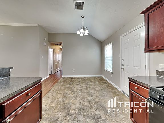 4th image of 2906 Chaplin Place Dr