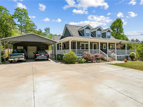 189 Little Choestoea Rd, Westminster, SC 29693