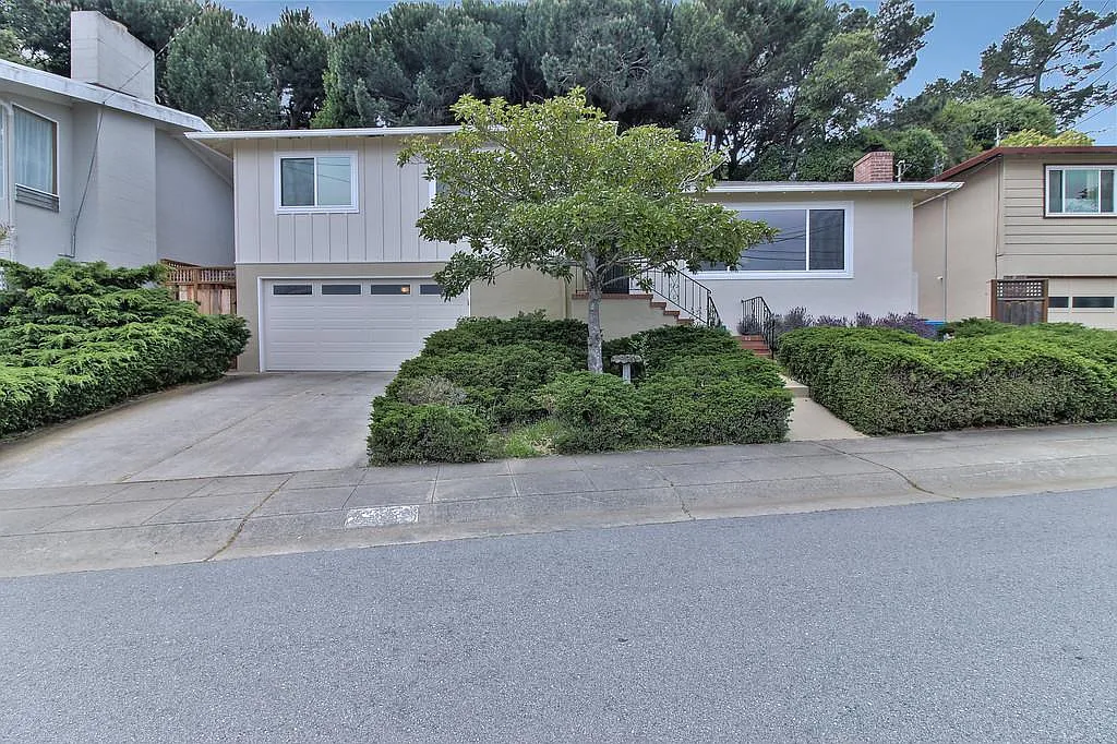 4238 Wooster Ave photo 1