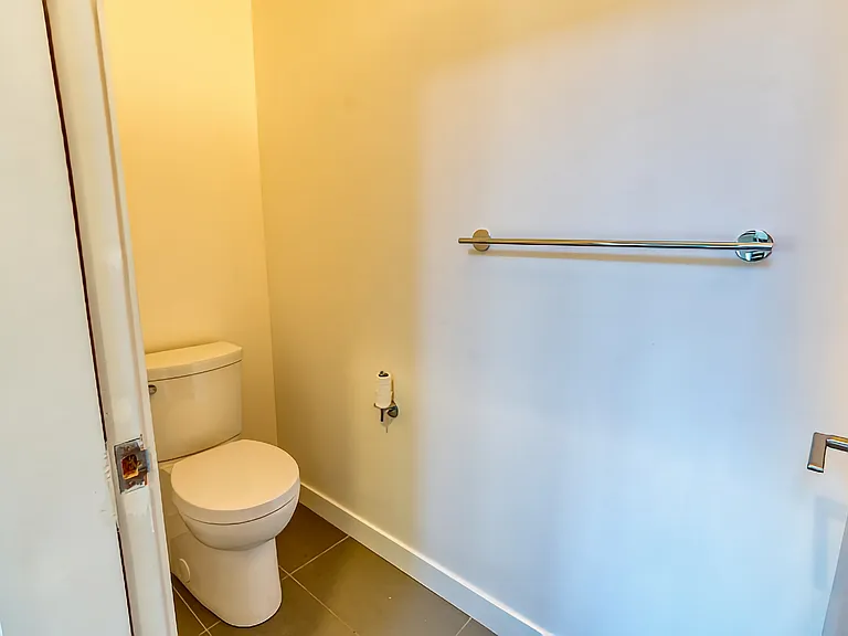 1530 Bayside Ave SW — Photo 15