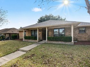 1950 Westminster Dr, Carrollton, TX 75007