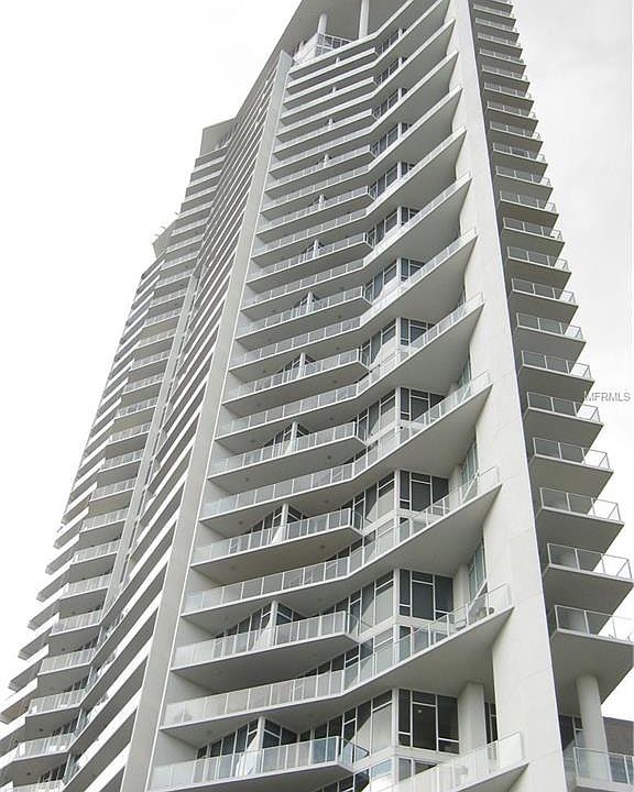 1st image of 175 1st St S Ste 212