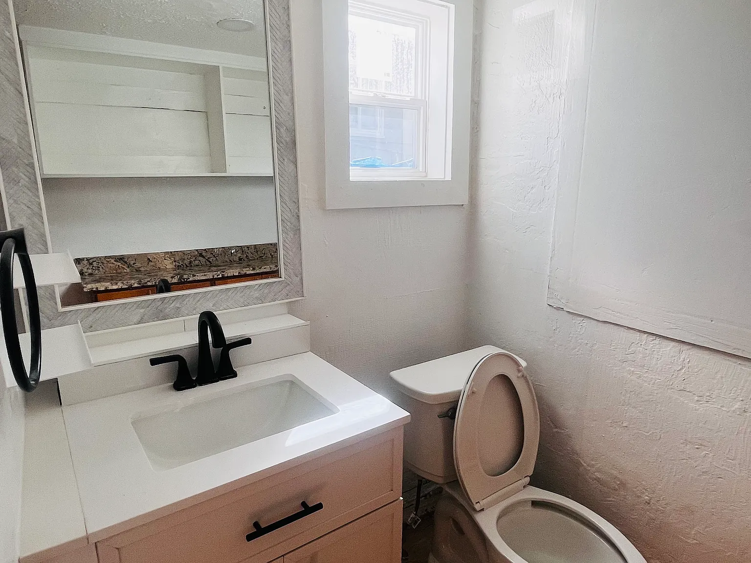 2 bed, 680 sqft, $2,500 — Photo 4