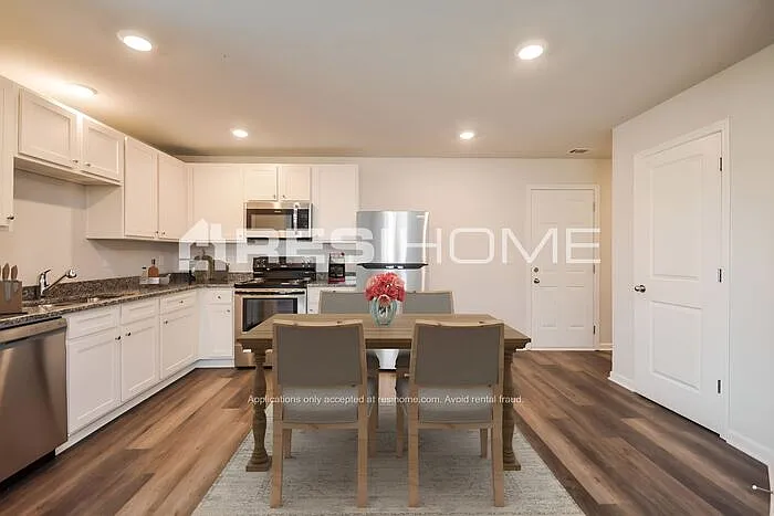 65 Sonya Cir — Photo 5
