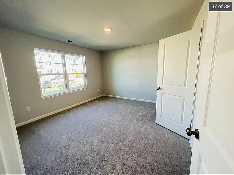 1306 Rosepine Dr — Photo 12