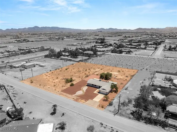 5085 Raven Ave, Las Vegas, NV 89139