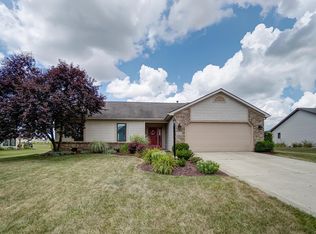 524 Cameron Hill Pl, Fort Wayne, IN 46804