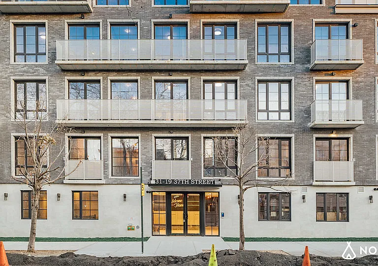 31-19 37th Ave #5G — Photo 15