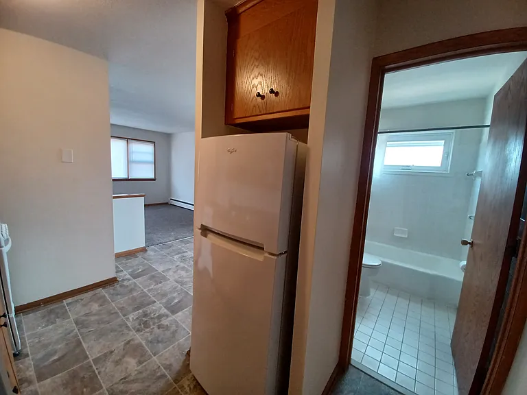 4707 University Ave NE — Photo 33