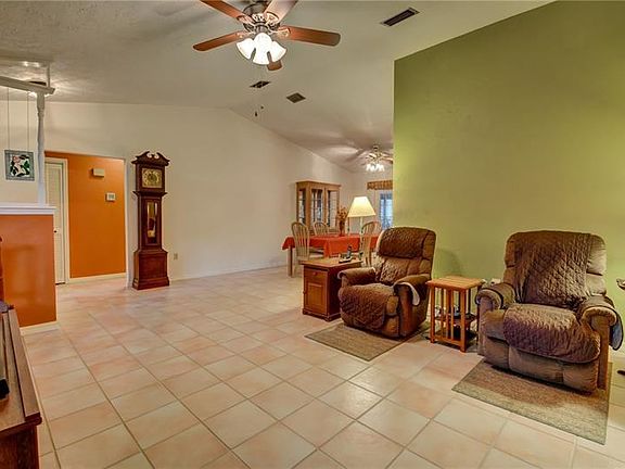 4th image of 1103 Glenwood Trl