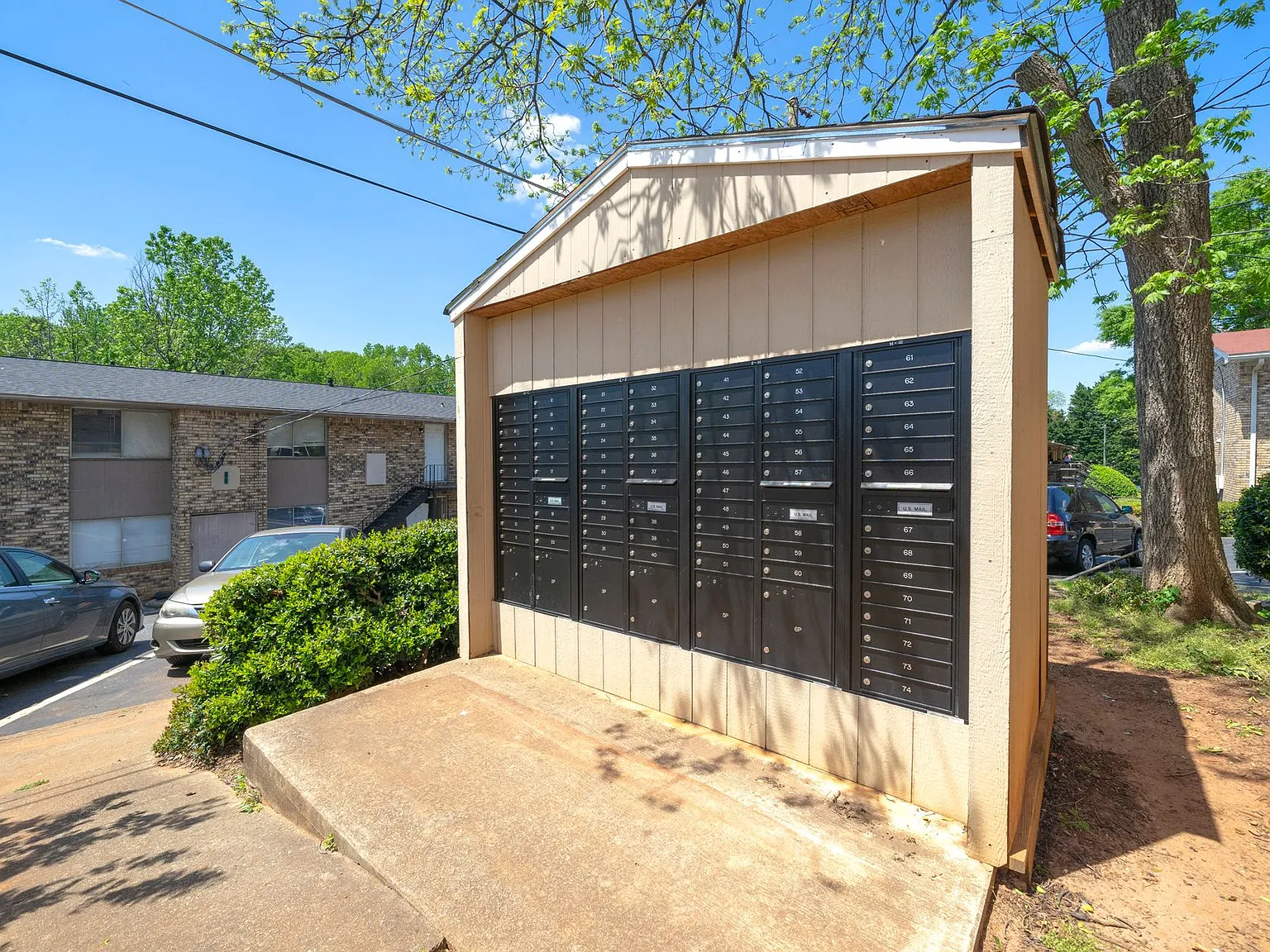 Wingate Apartments — Photo 4