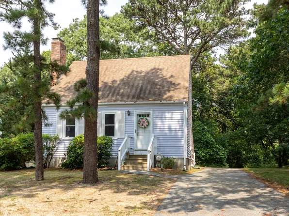 10 Daisy Lane, South Yarmouth, MA 02664