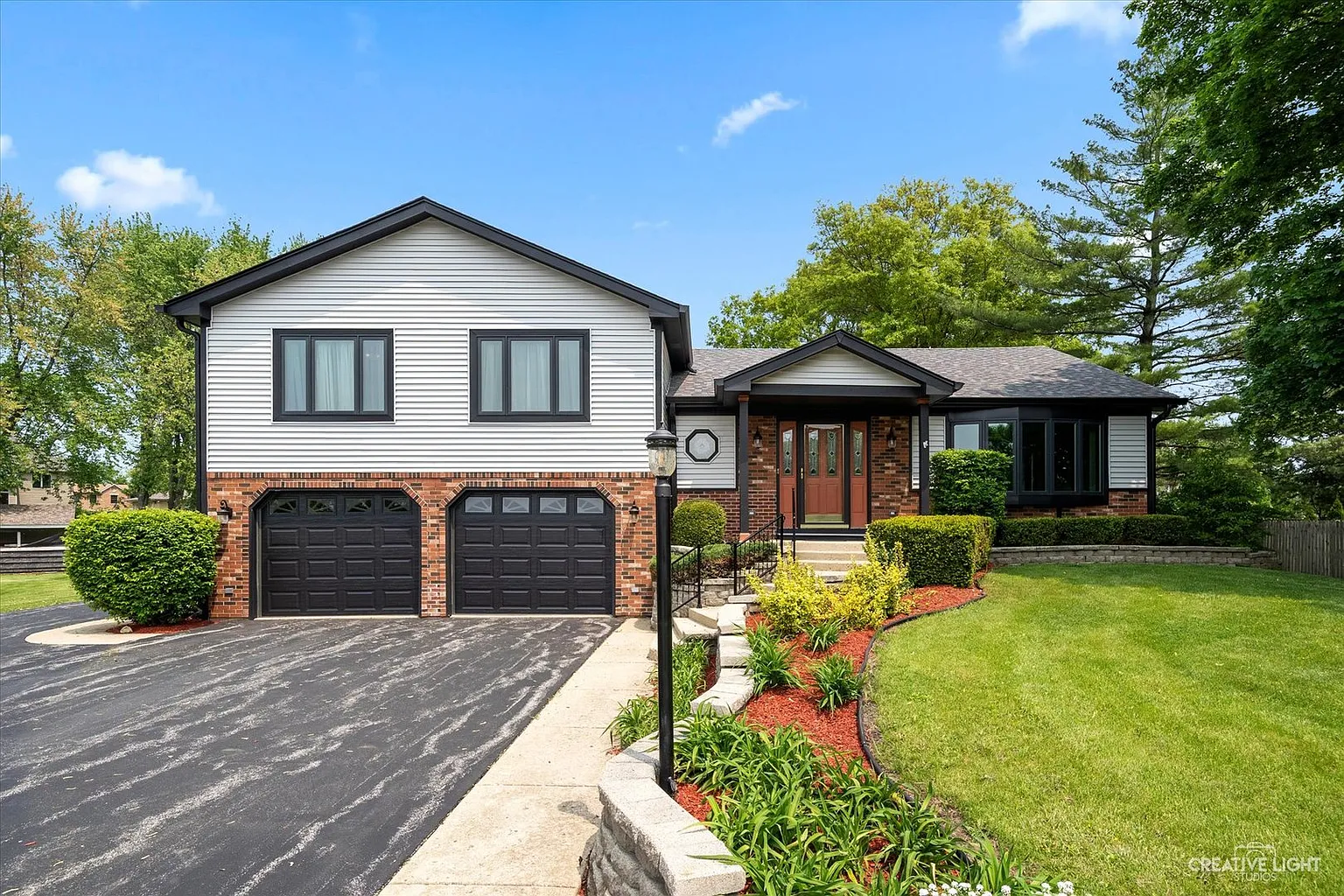 3N105 Crest Ct photo 1