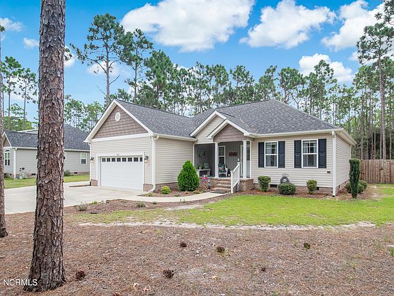 3rd image of 1360 Forest Lake Drive