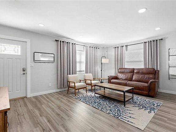 4th image of 6211 3rd Ave S
