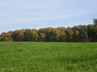 1652 30th Ave, Blanchard, MI 49310