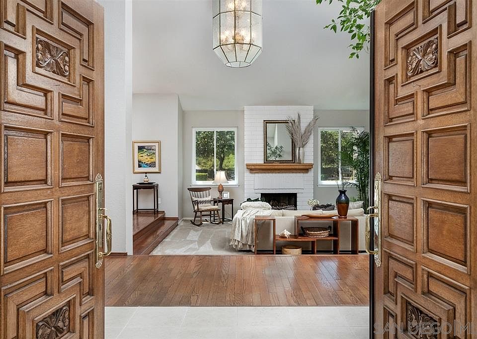 1st image of 3415 Avenida Sierra