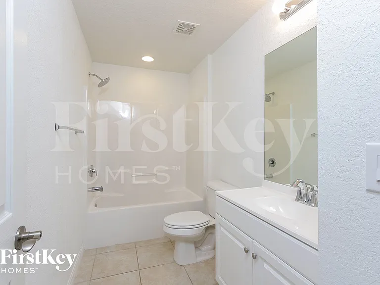 5569 Landry Ave — Photo 13