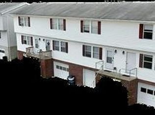 115 McGrew Dr, Elkview, WV 25071
