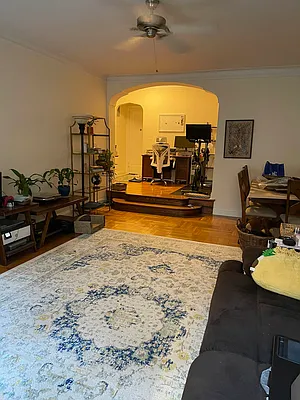 Rented by Domus Realty | media 25