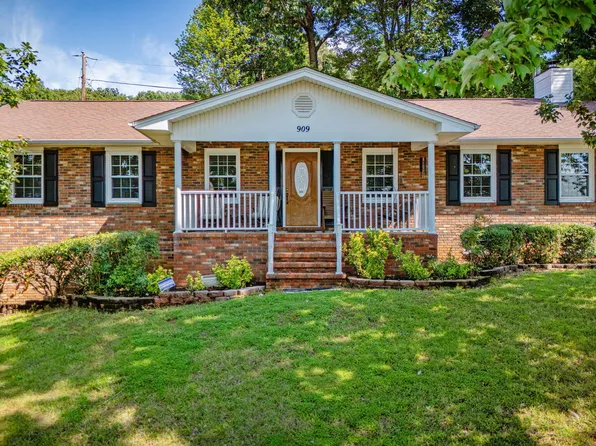 909 Exeter Pl, Kingsport, TN 37660