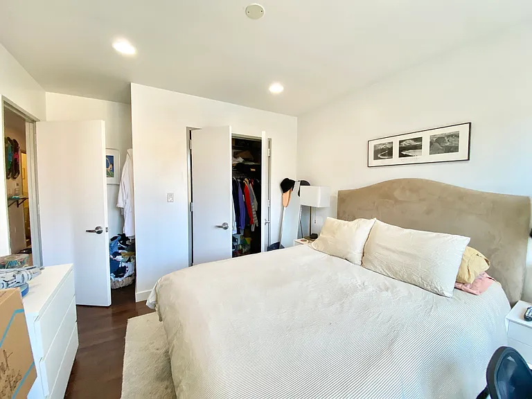 155 N 4th St #3D — Photo 13