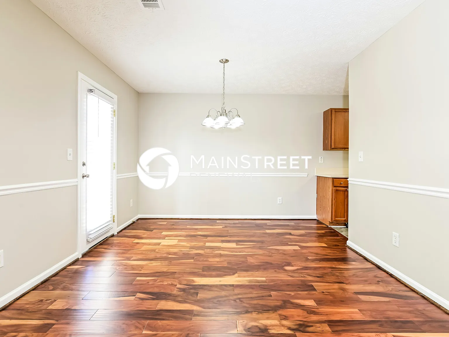 452 Kirland Drive — Photo 3