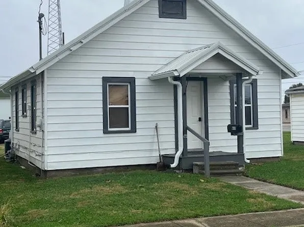 613 W Lawrence Ave, Effingham, IL 62401