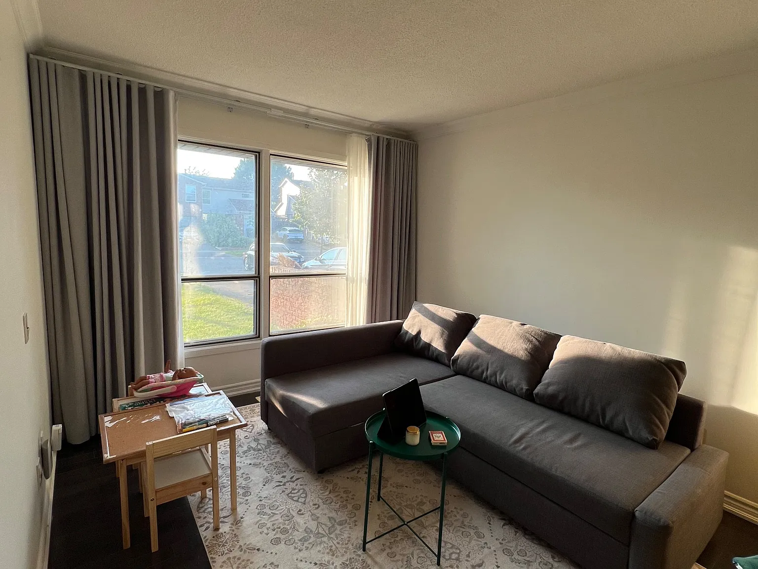 4 bed, $3,400 — Photo 3