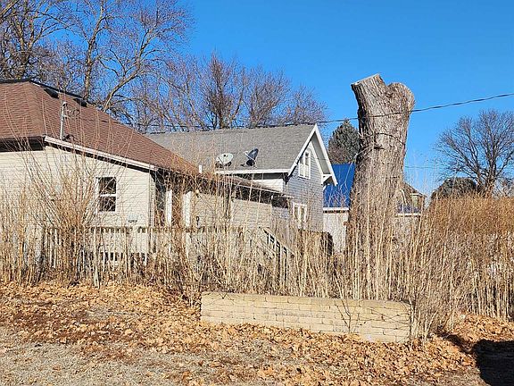 3rd image of 531 S Pine St