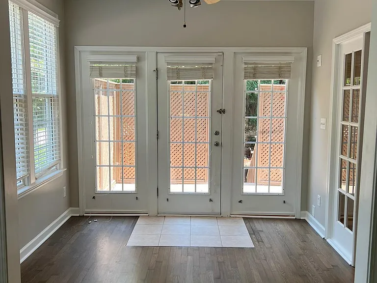 6034 Four Townes Ln — Photo 15