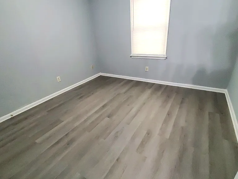 1812 London Church Rd NE #3A — Photo 8