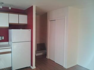 241 E Main St, Bergenfield, NJ 07621